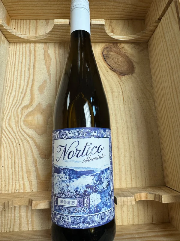 raincitywines3838318