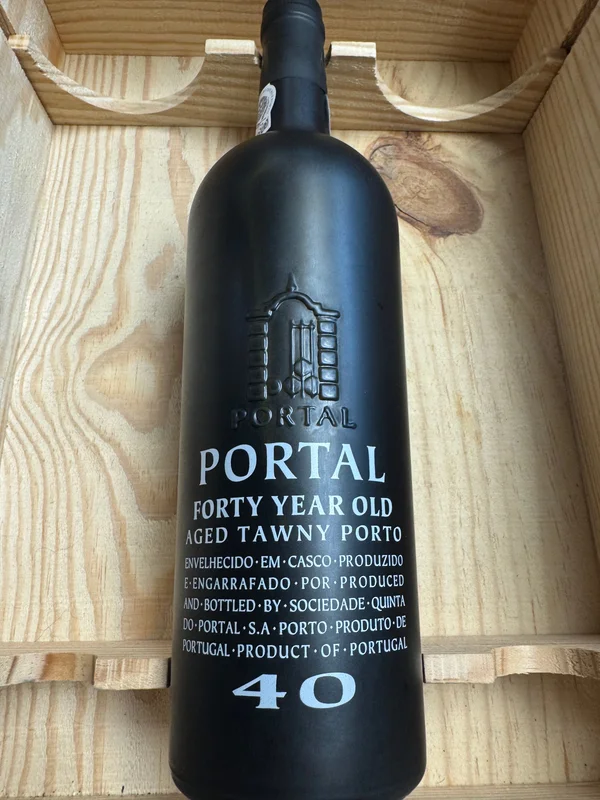 raincitywines3856555