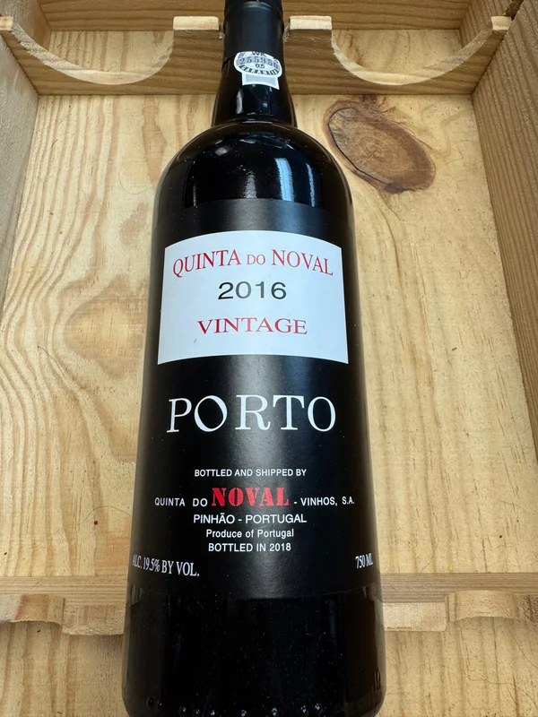 raincitywines3934708